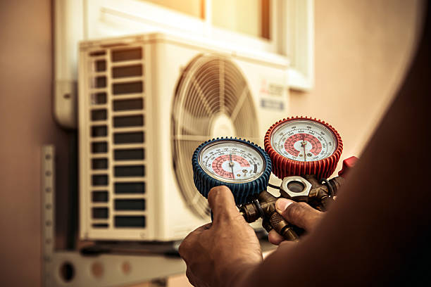 Professional Hvac Repair technician working in Red Bud, IL